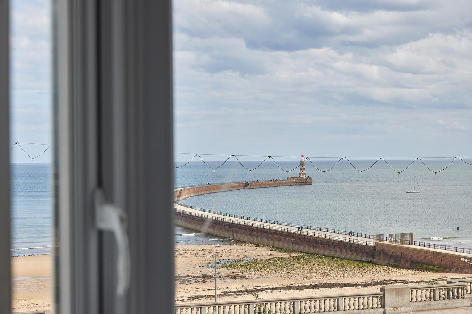 5 Roker Terrace - Seaview Apartments サンダーランド エクステリア 写真